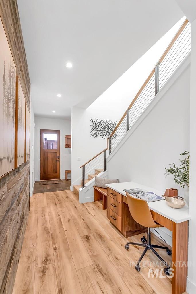 100 Sugarloaf Place Property Photo 27
