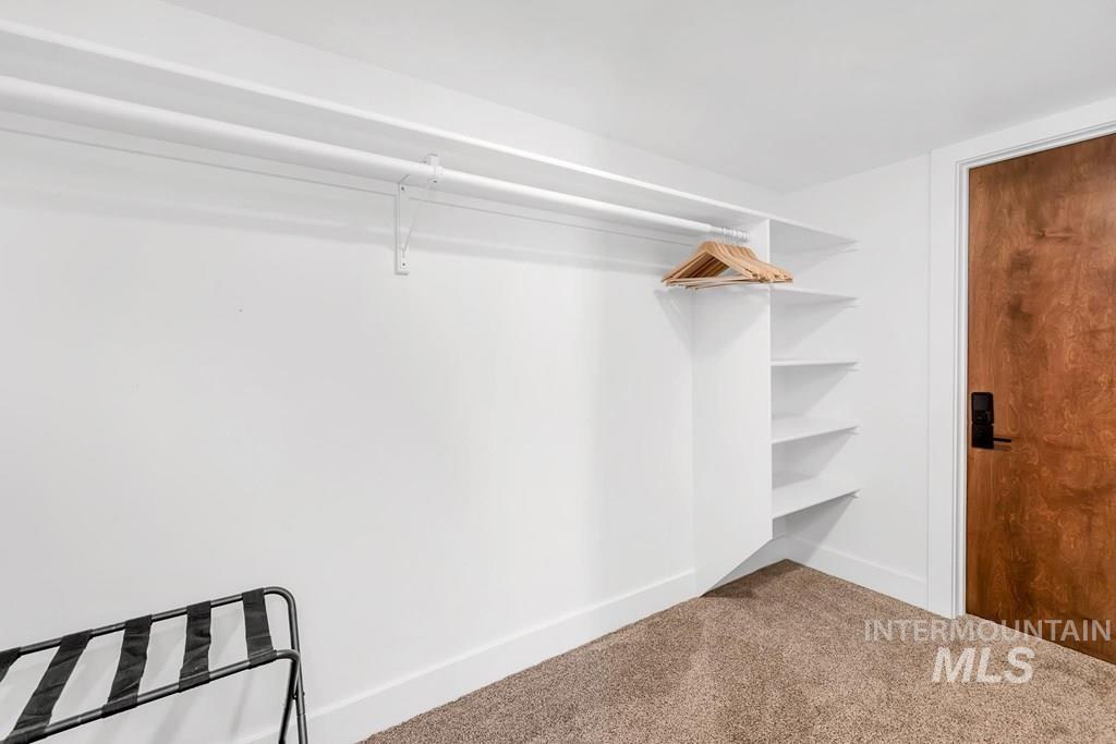 100 Sugarloaf Place Property Photo 34
