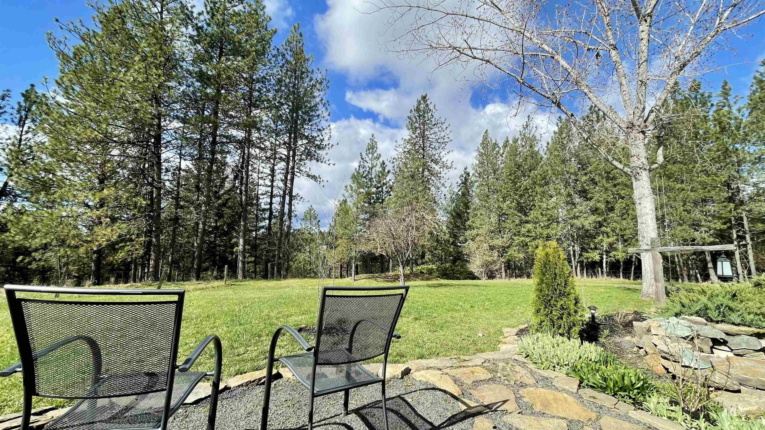 637 Leitch Creek Rd Property Photo 24