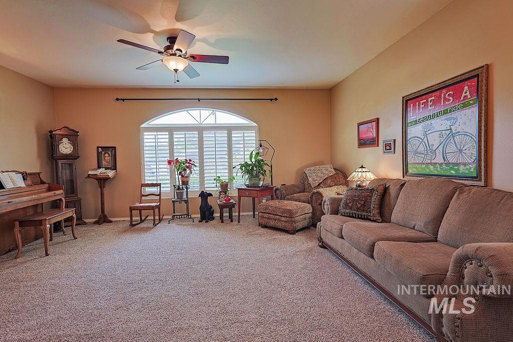 2628 Elizabeth Blvd Property Photo 15