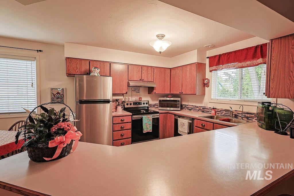 2628 Elizabeth Blvd Property Photo 18