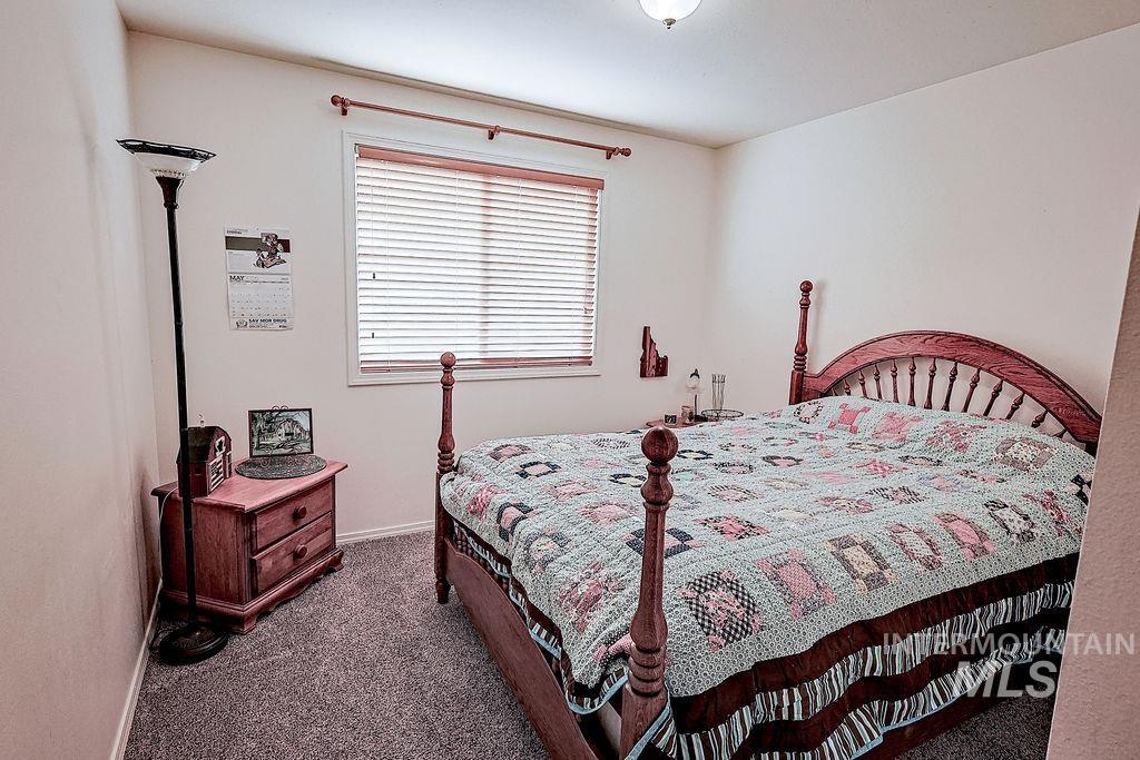 2628 Elizabeth Blvd Property Photo 23