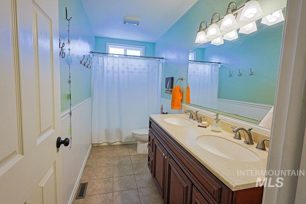 2628 Elizabeth Blvd Property Photo 26