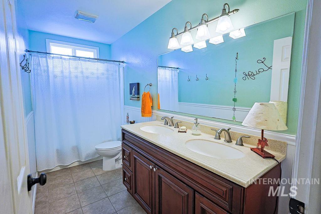 2628 Elizabeth Blvd Property Photo 27