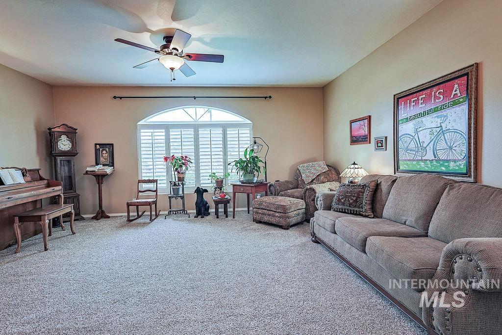 2628 Elizabeth Blvd Property Photo 41