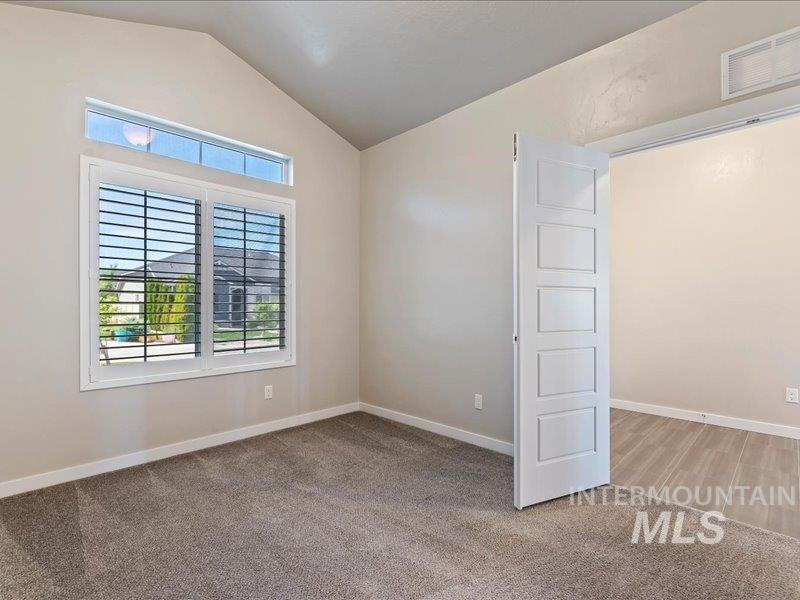 1817 W Henry's Fork Drive Property Photo 7