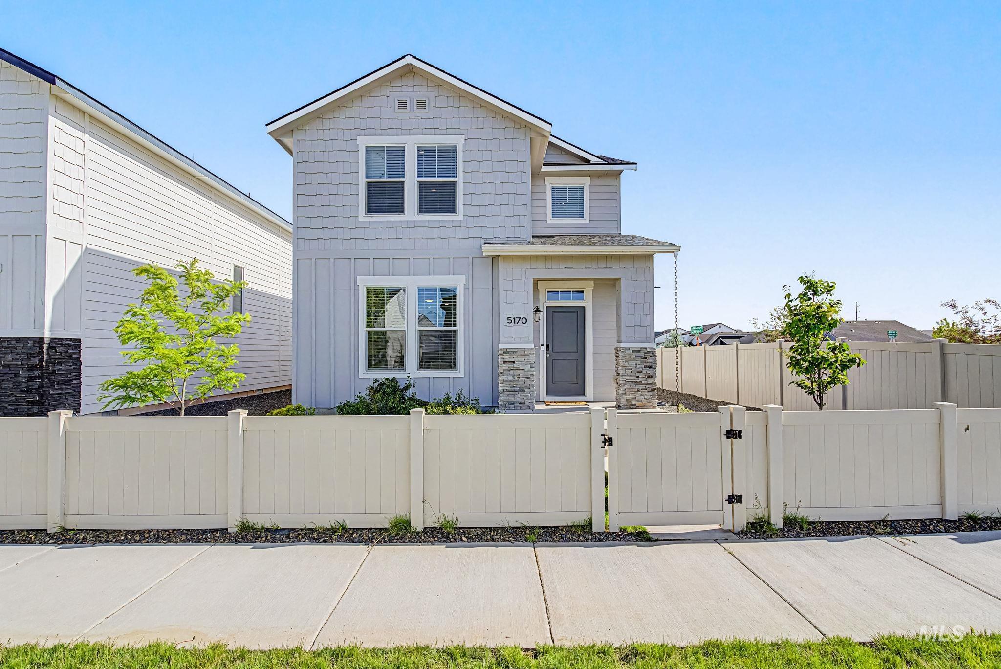5170 W Milano Property Photo 1