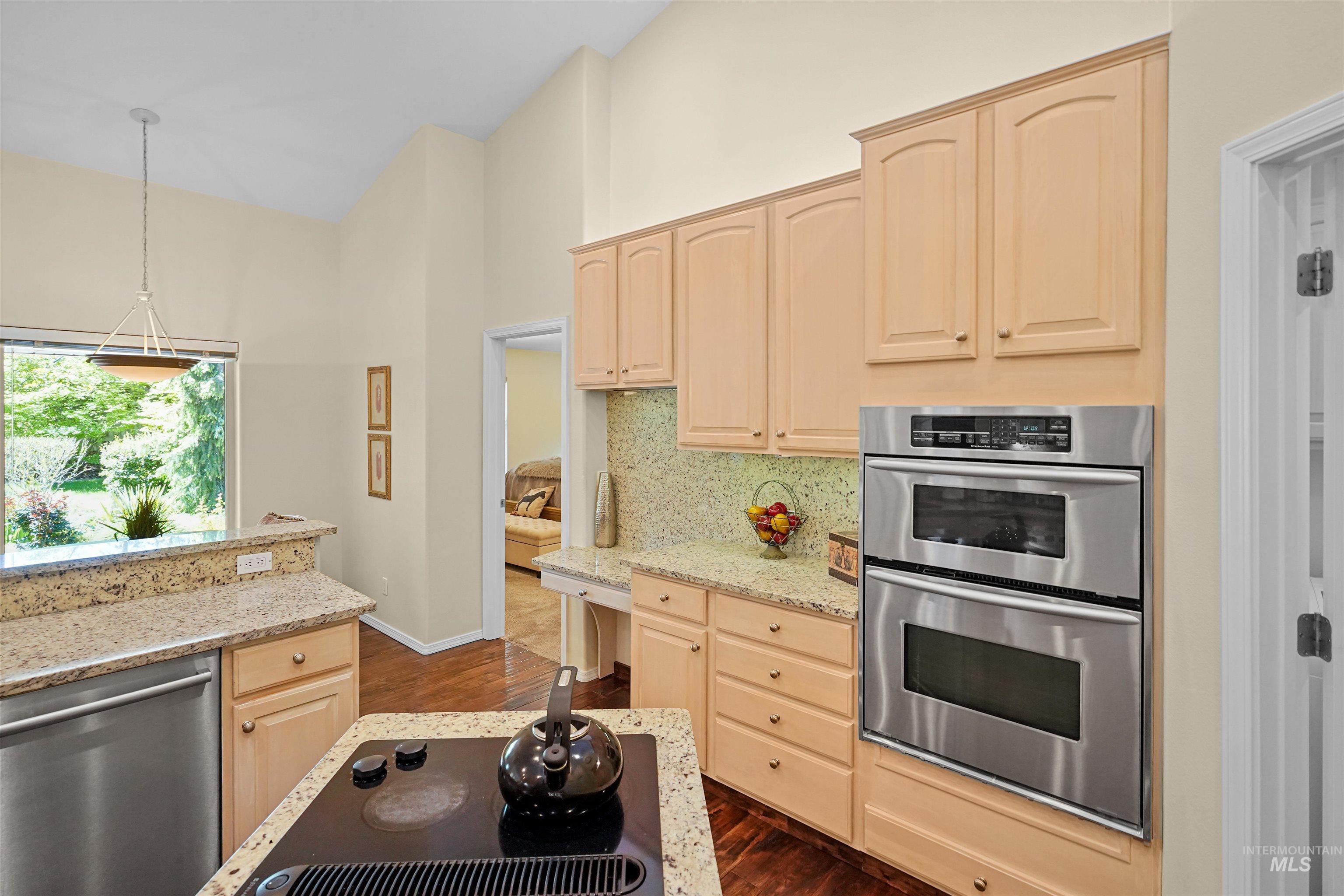 4 Granada Place Property Photo 9