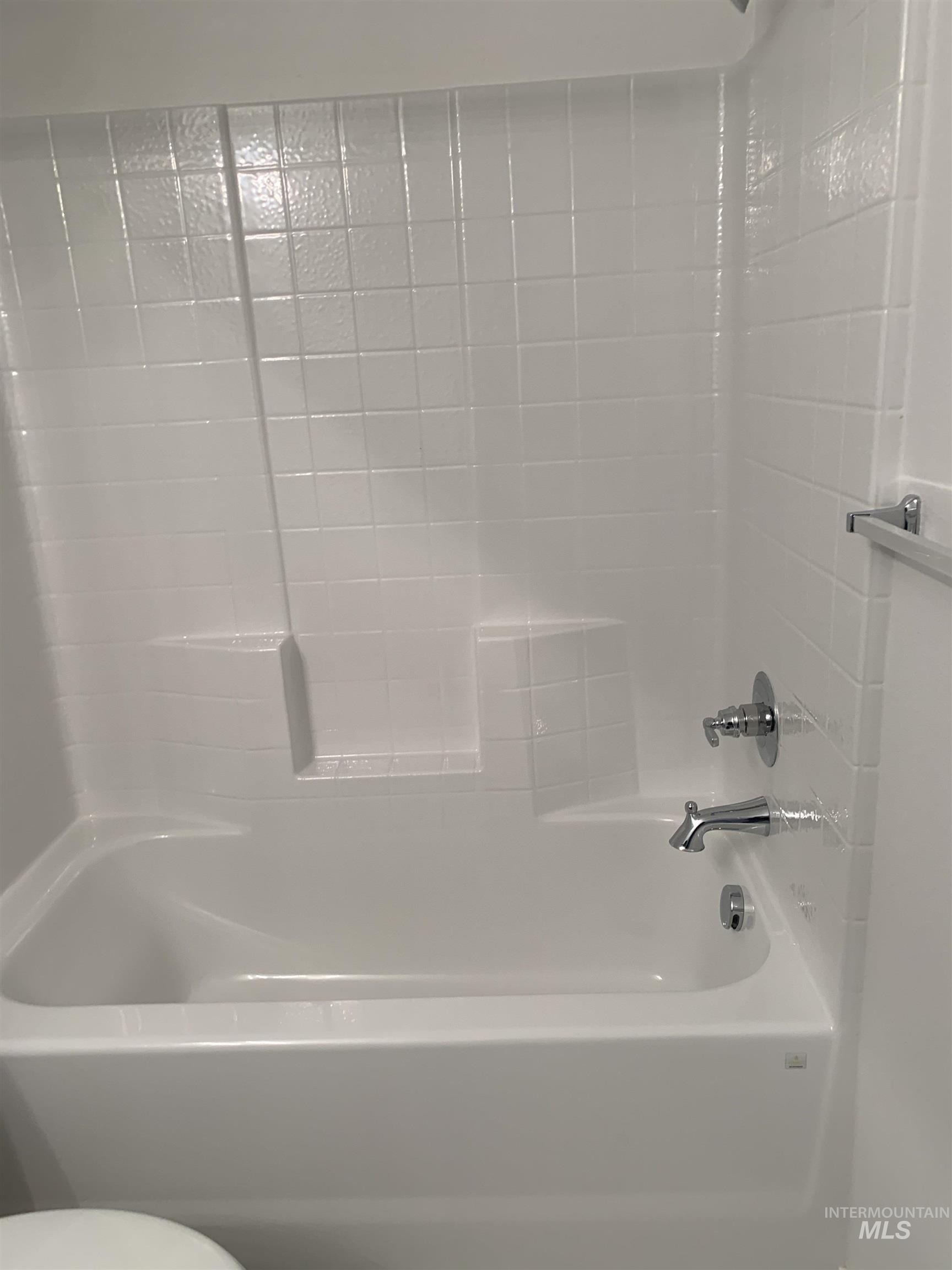 6002 S Jessenia Ln Property Photo 11