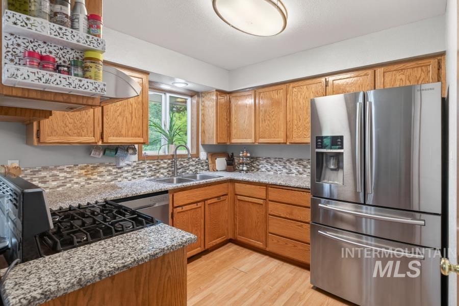 542 Northwood Property Photo 6