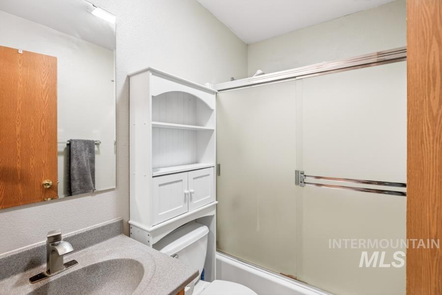 542 Northwood Property Photo 11
