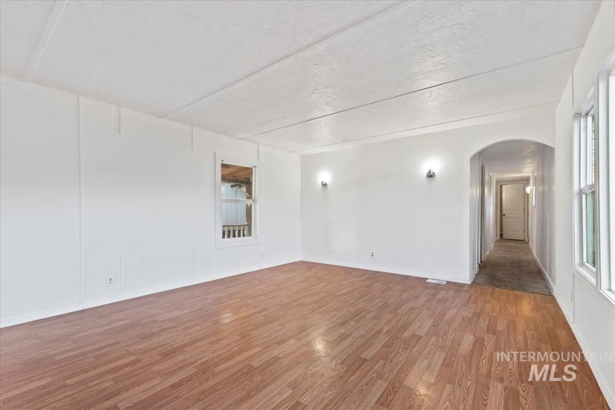 571 Caldwell Blvd Property Photo 5