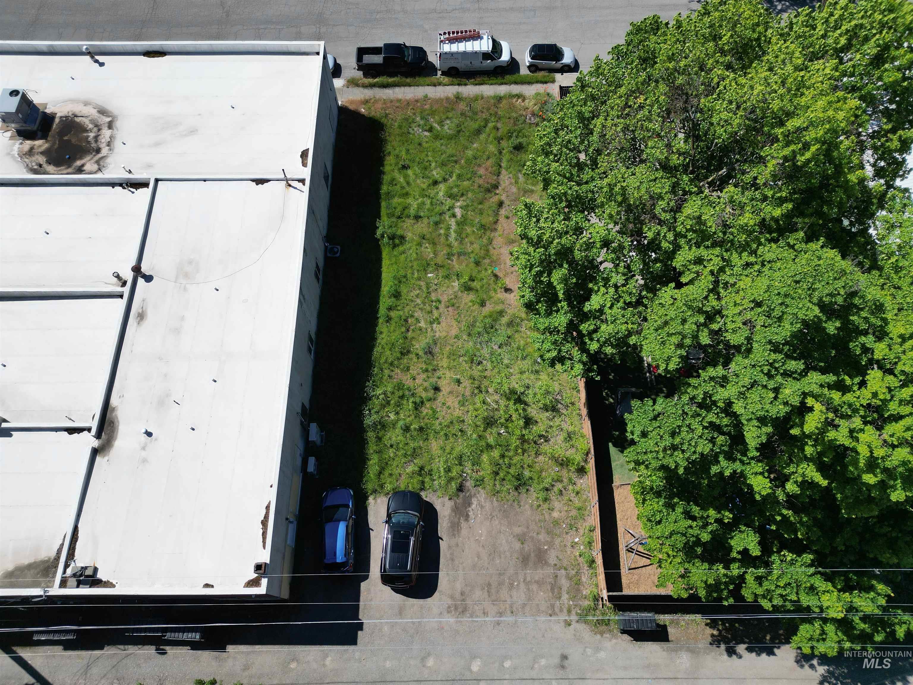 113 E Indiana Ave. Property Photo 5