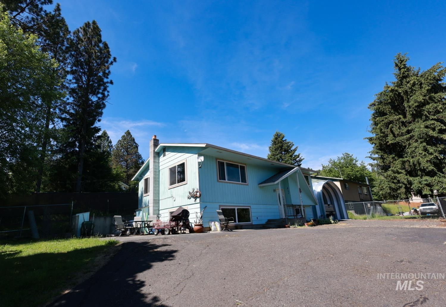 132 Pine Rd Property Photo 3