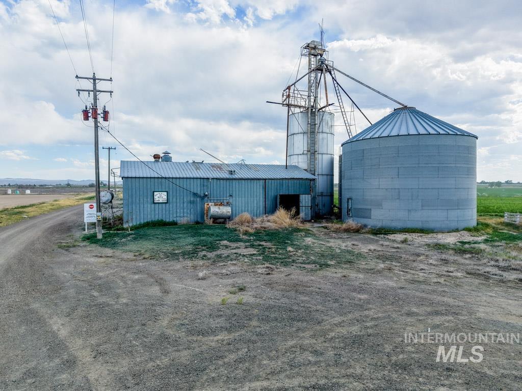 3163 E 3500 N Property Photo 29