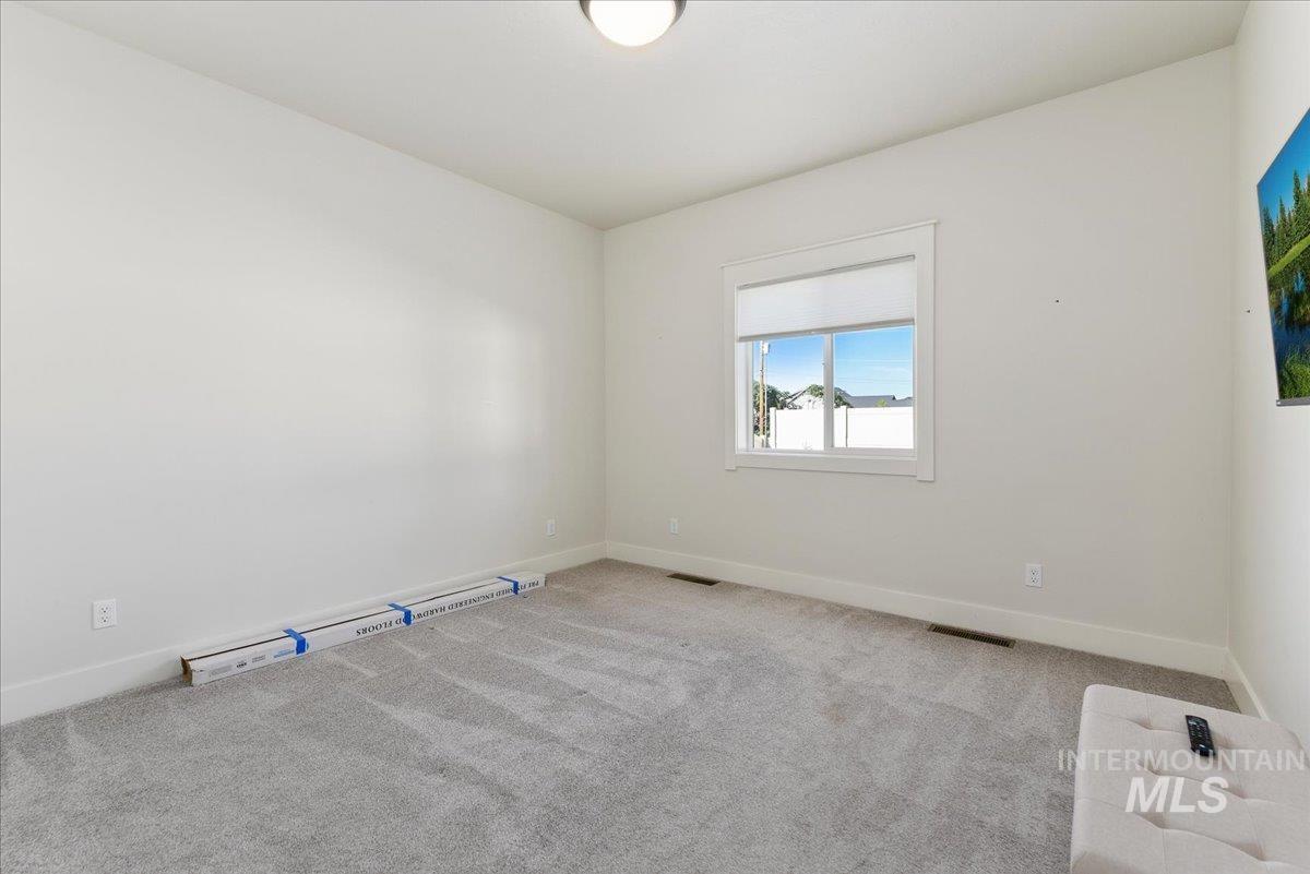 2173 N Burnam Pl Property Photo 18