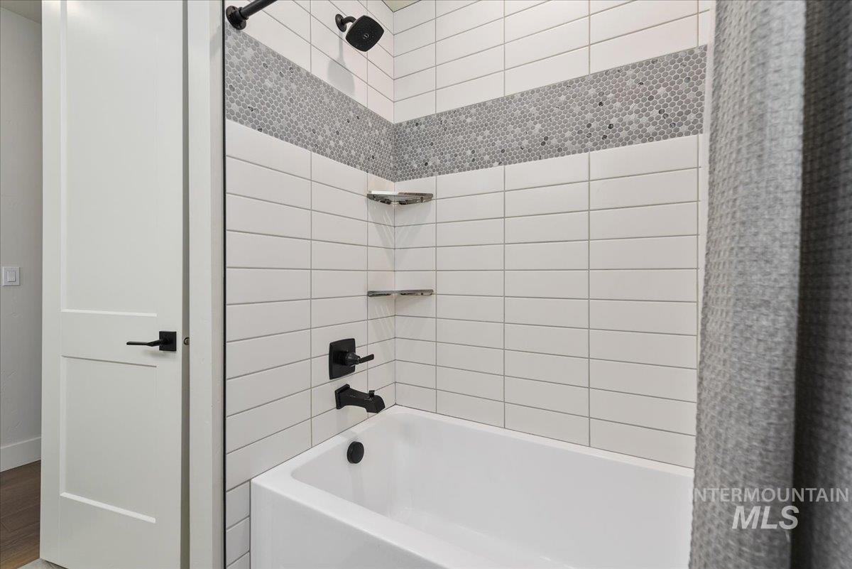 2173 N Burnam Pl Property Photo 24
