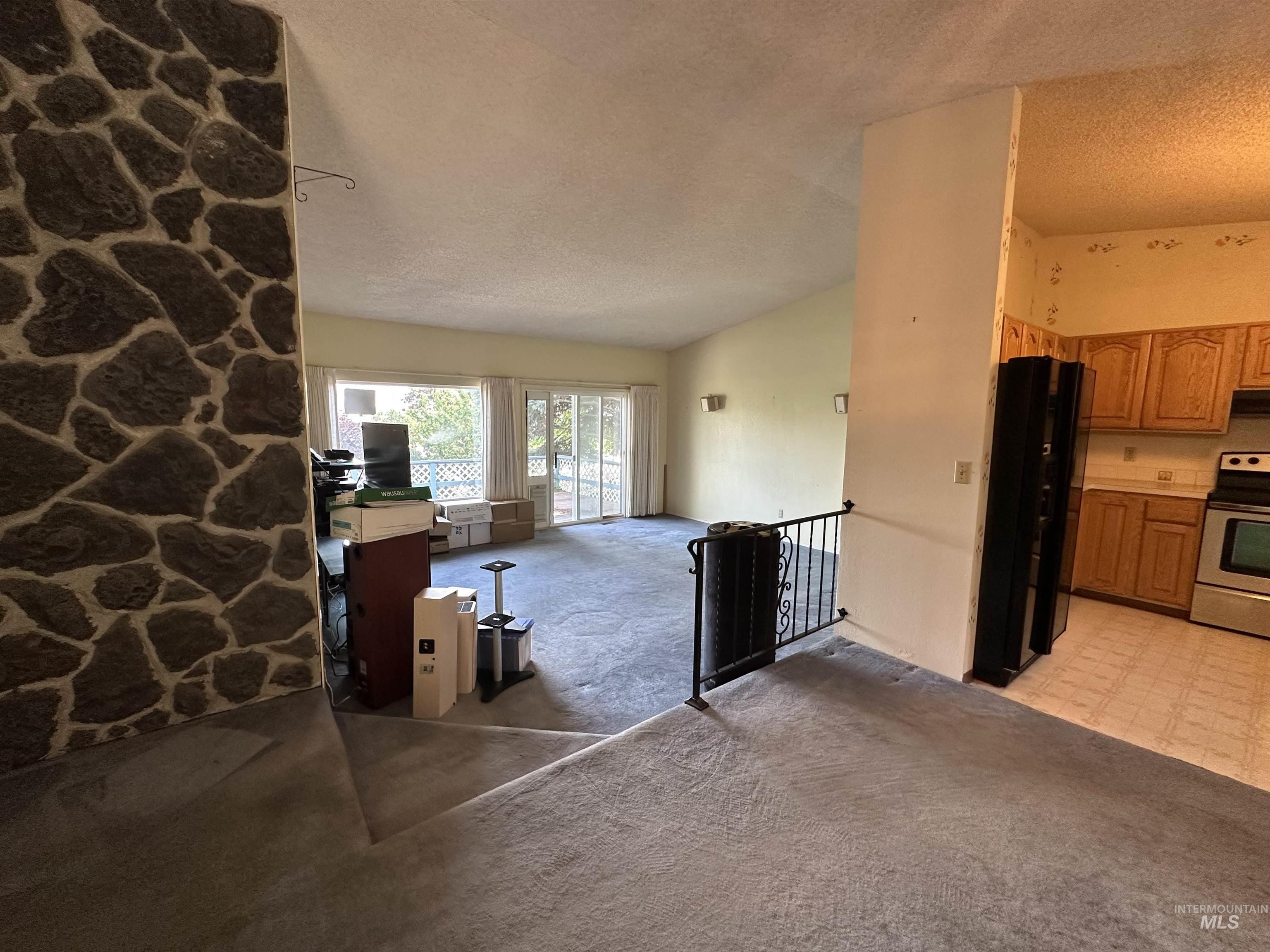 1620 6th Ave Property Photo 7