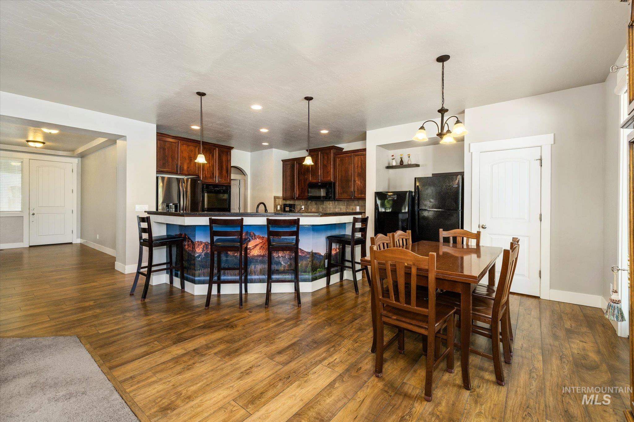 847 N Tullshire Way Property Photo 12