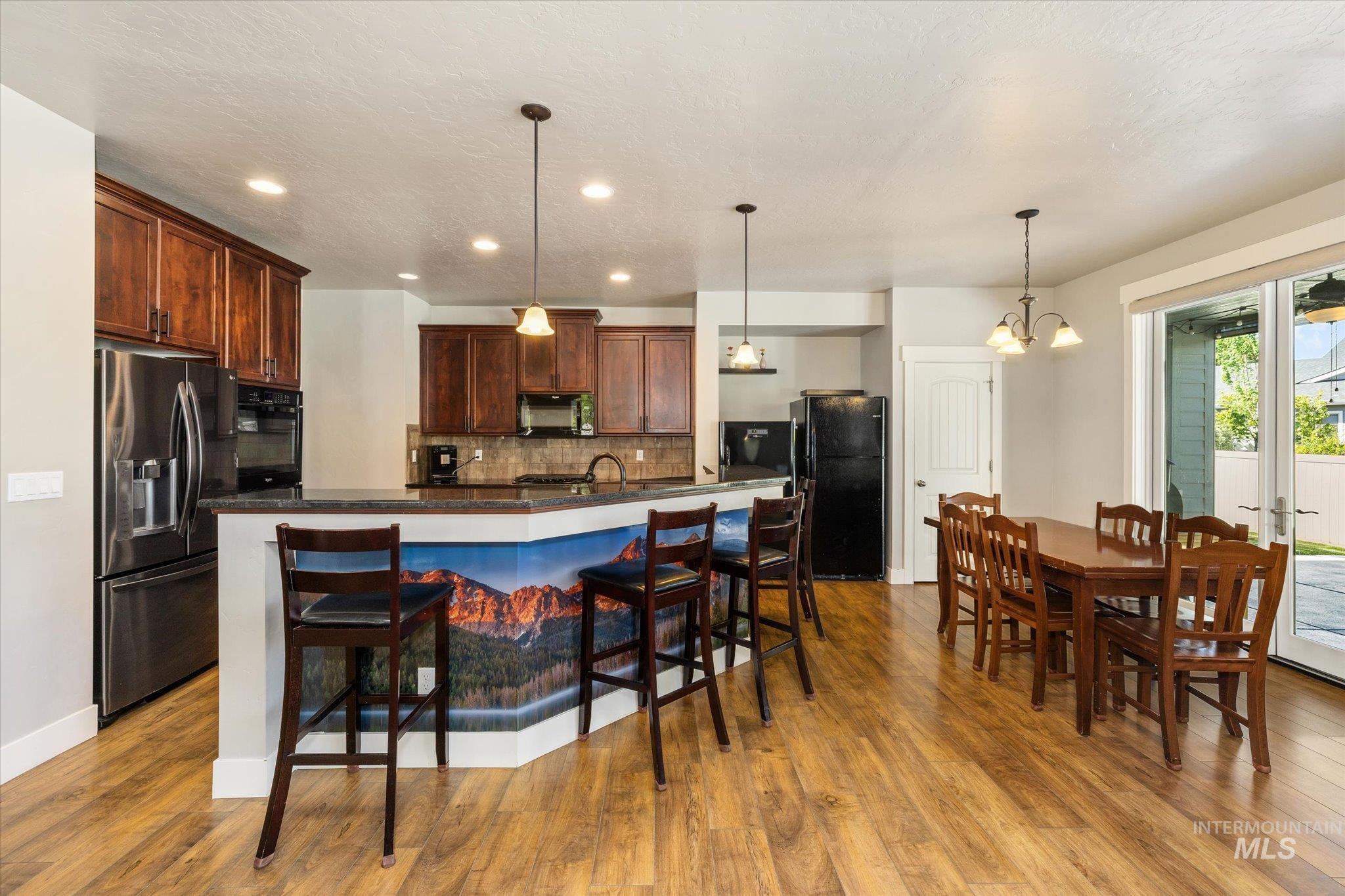 847 N Tullshire Way Property Photo 13