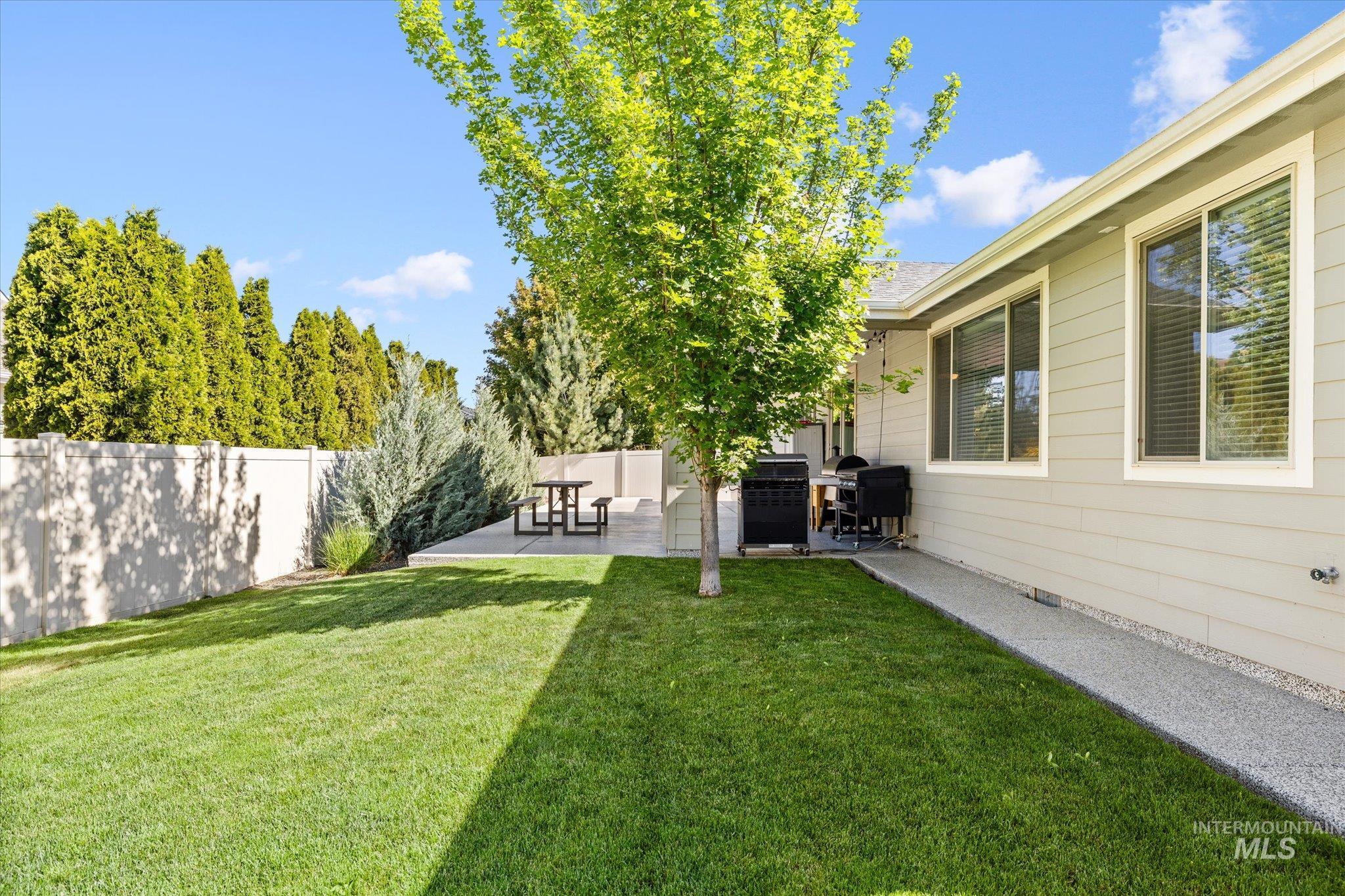 847 N Tullshire Way Property Photo 40