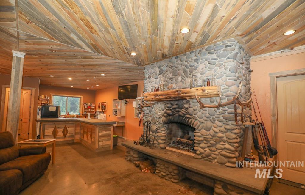 79250 Lookout Mountain Rd Property Photo 12