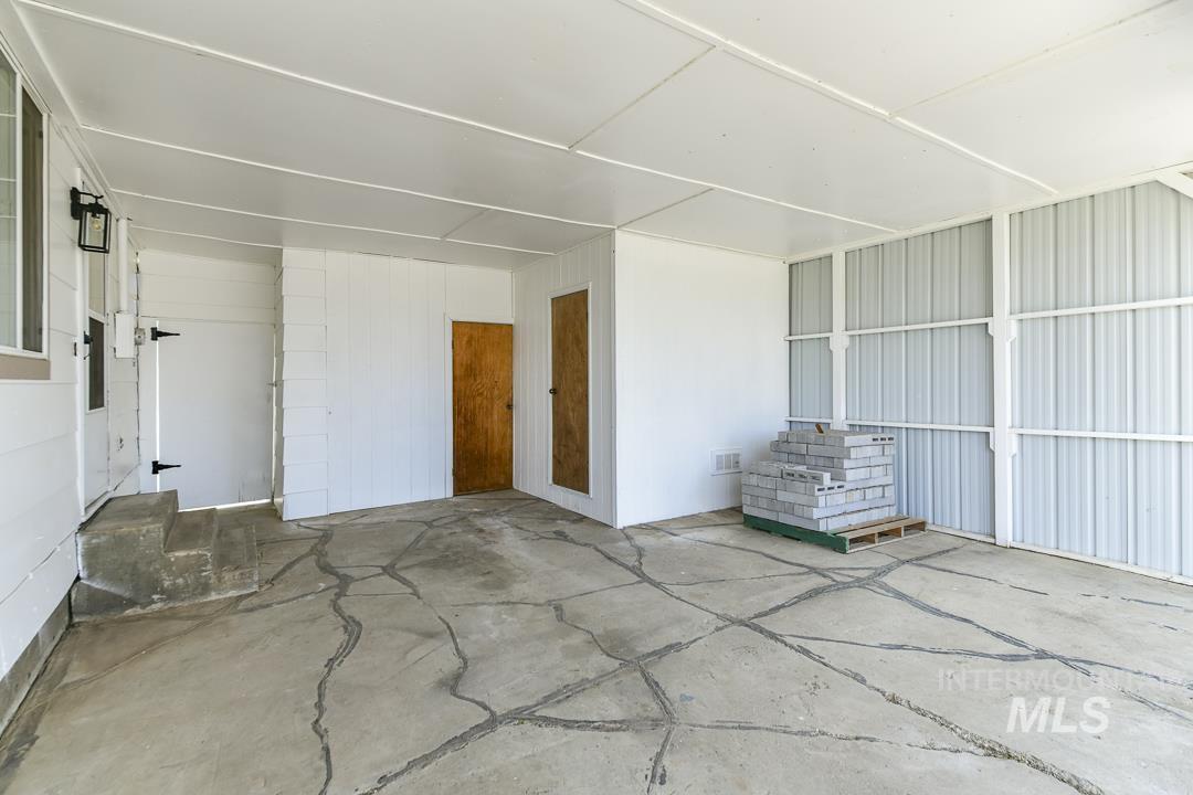 40 N 5th Street Property Photo 8