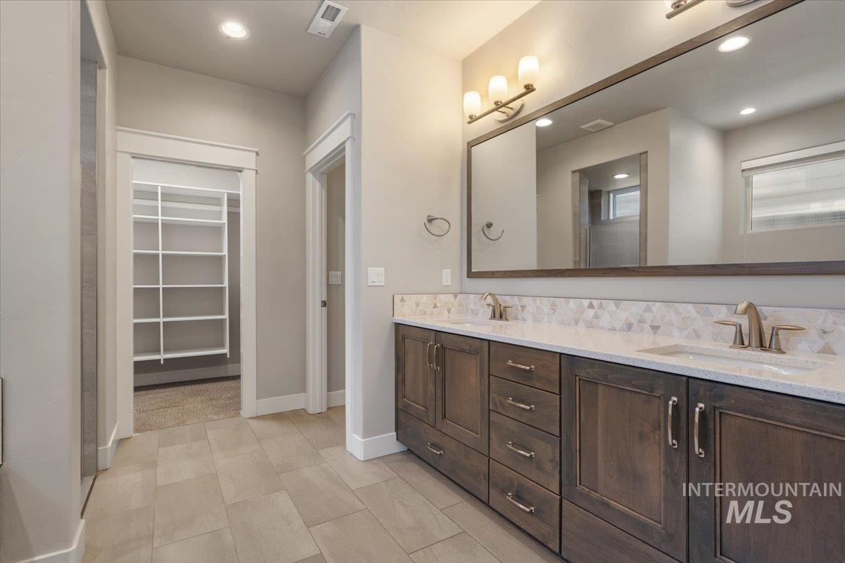 3477 E Kalinga Ln Property Photo 12