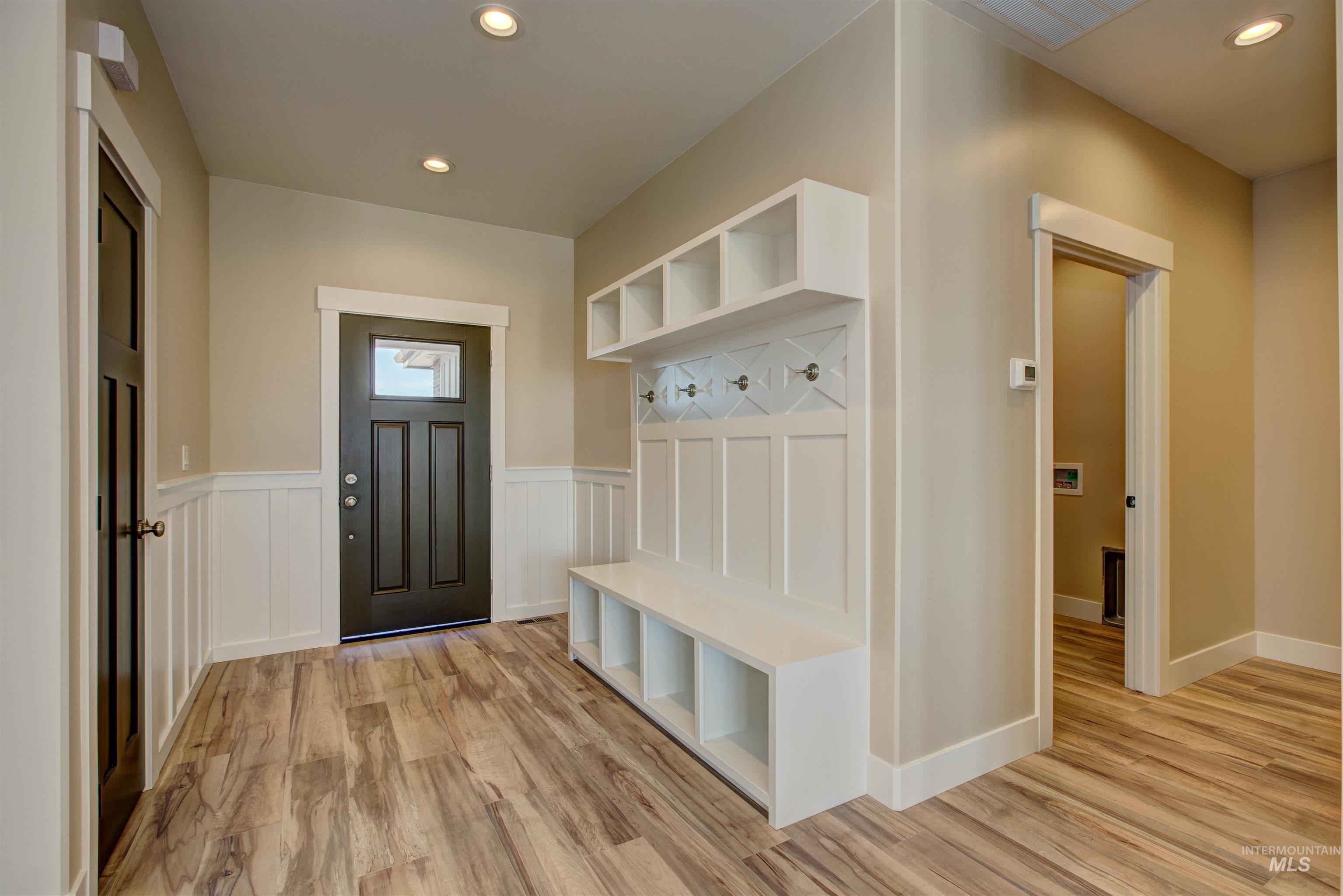 609 Cheri Court Property Photo 4