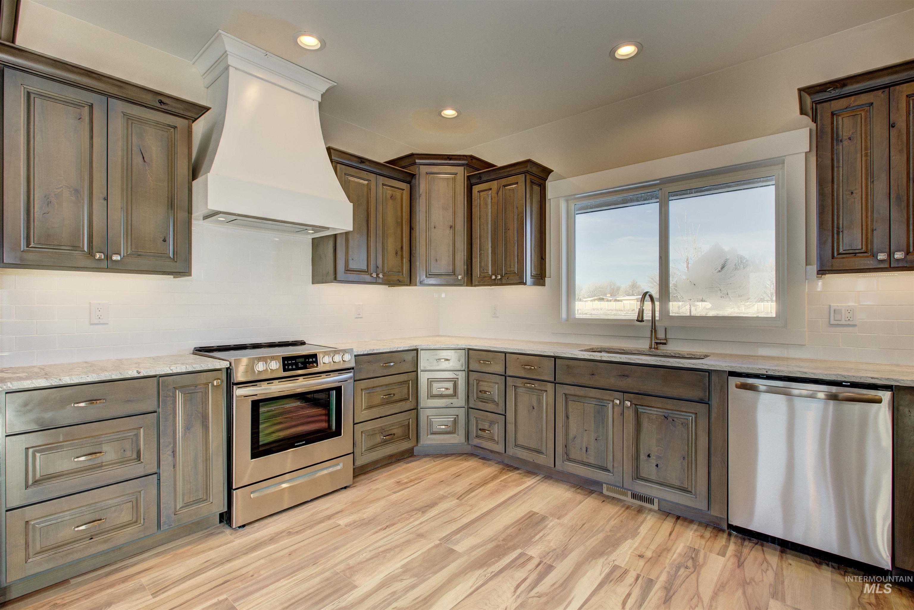 609 Cheri Court Property Photo 15