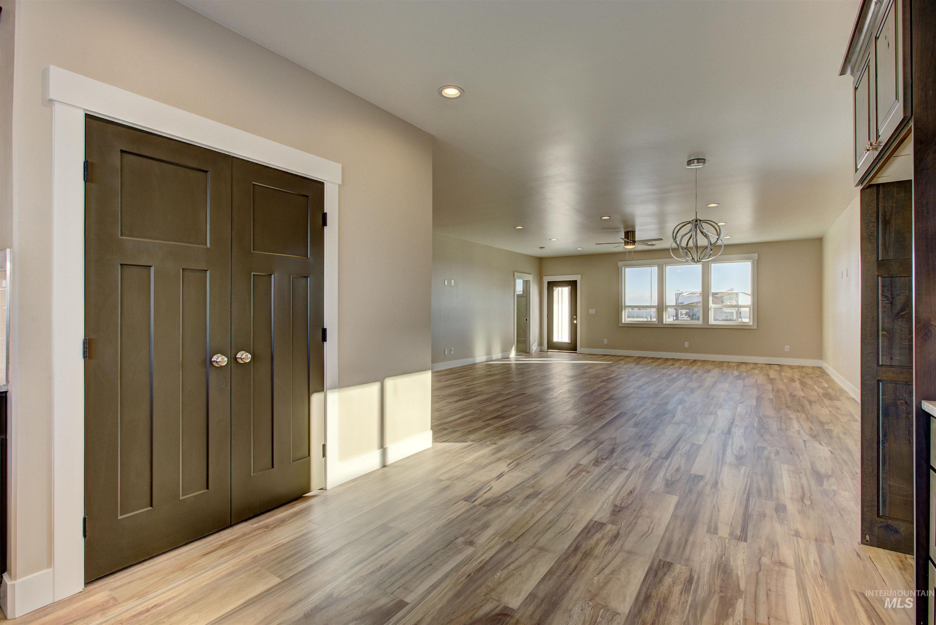 609 Cheri Court Property Photo 17