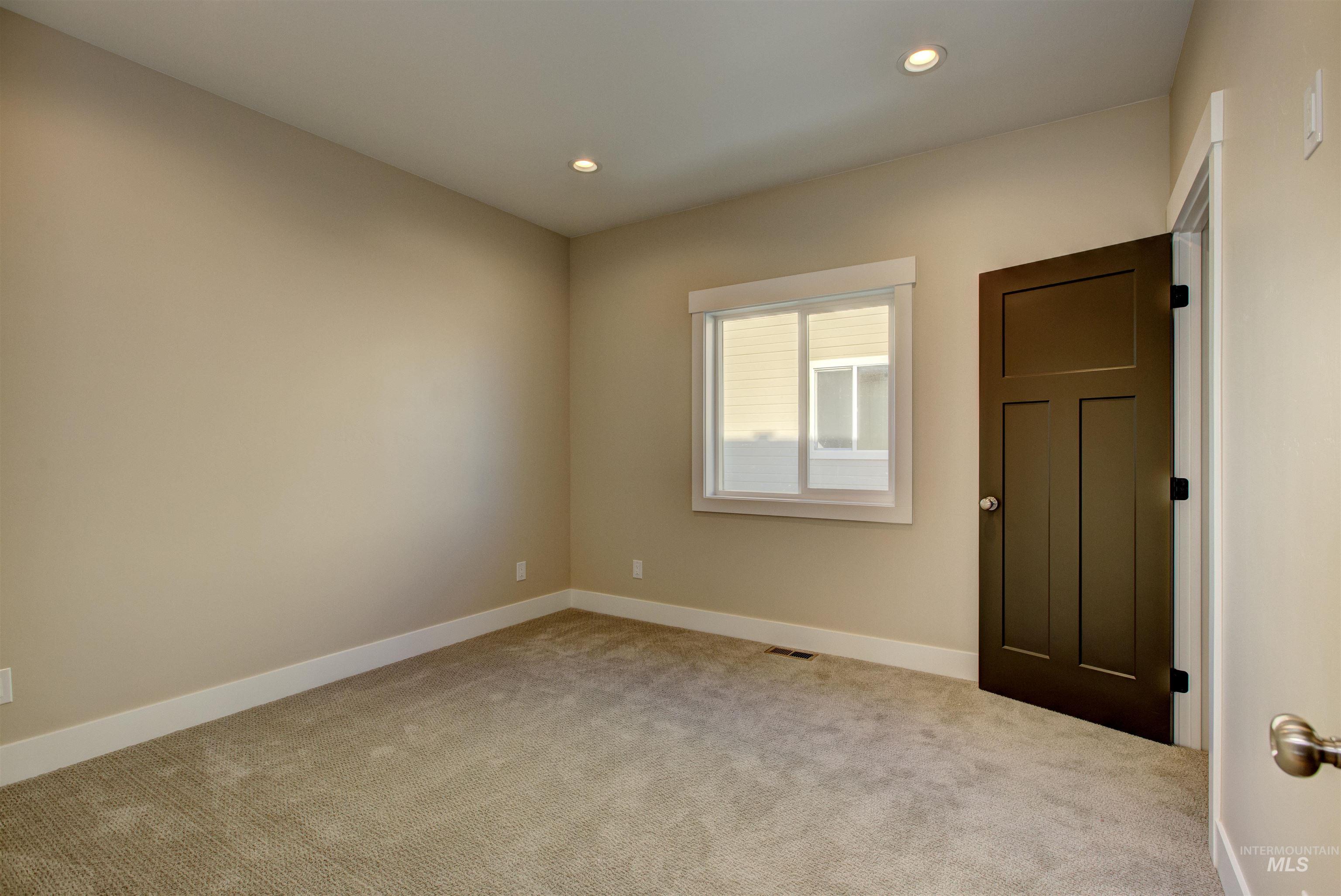609 Cheri Court Property Photo 25
