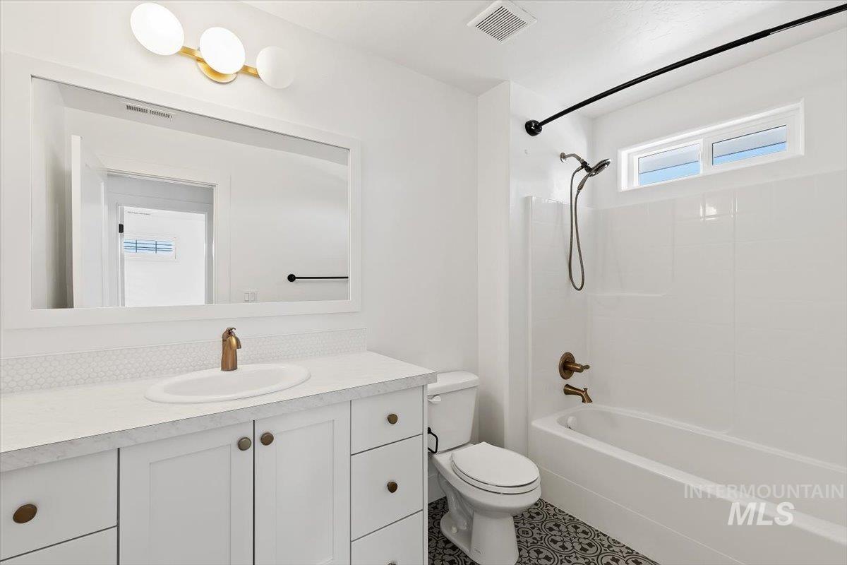 5944 E Hootowl Dr Property Photo 24