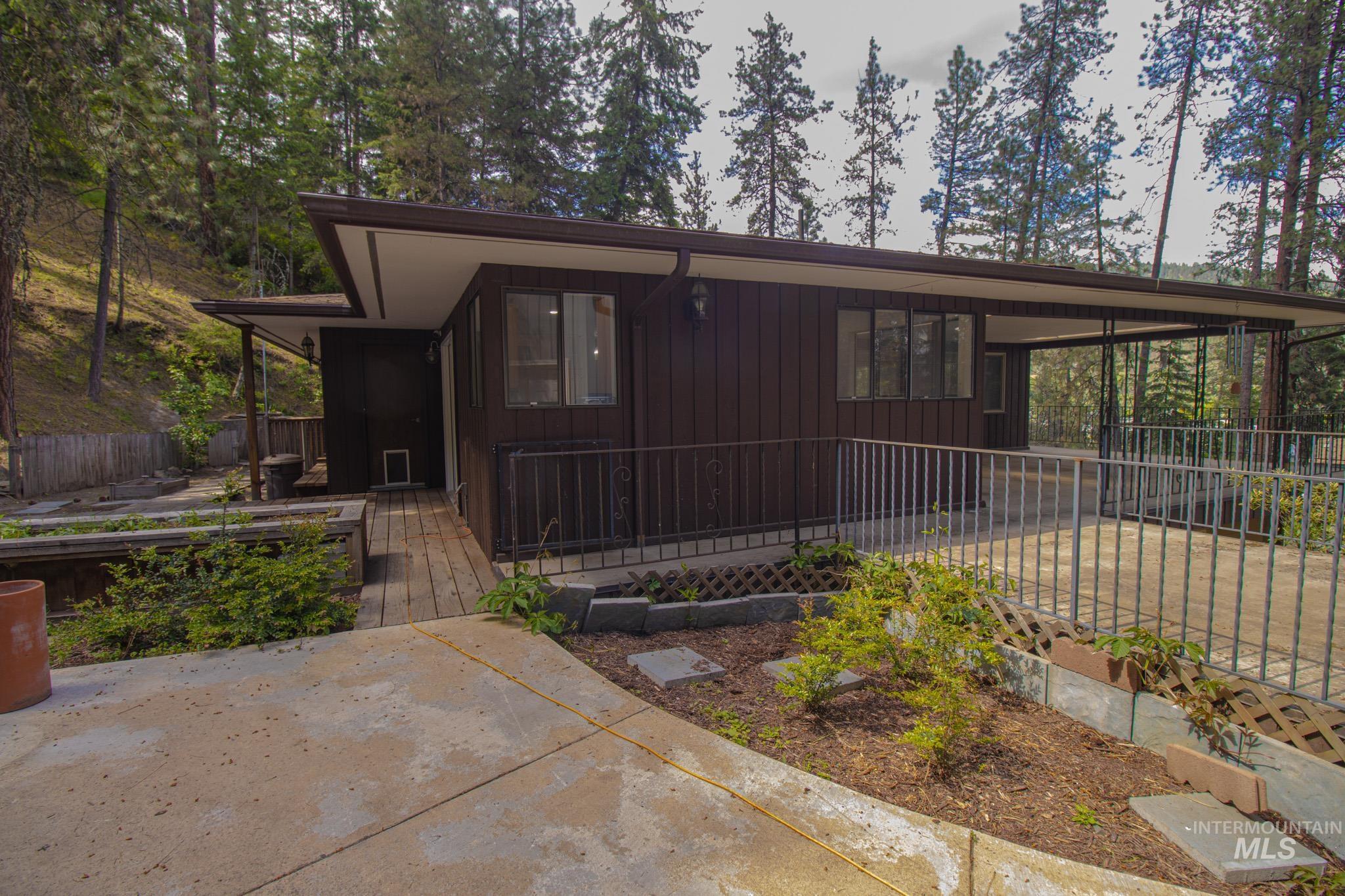 801 Mcarthur Dr Property Photo 42