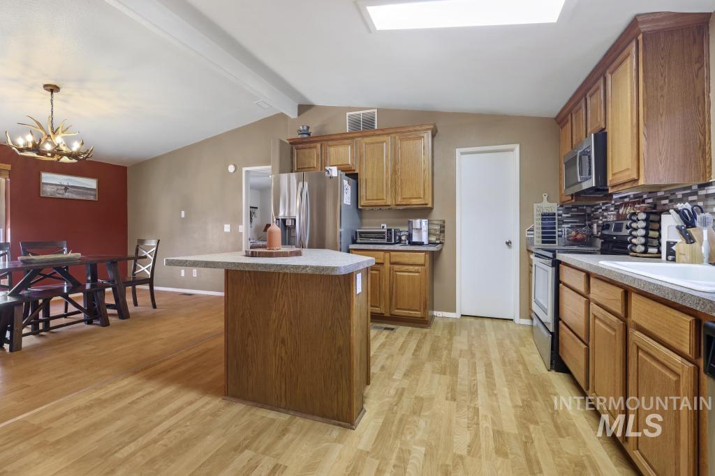 937 Katherine Street Property Photo 10