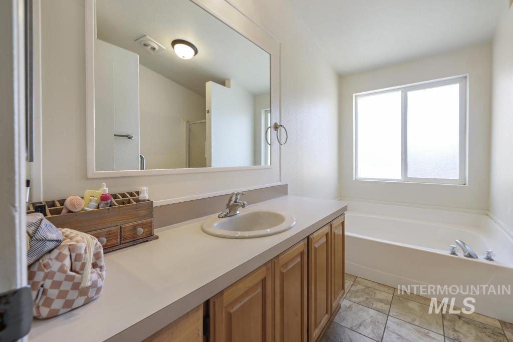 937 Katherine Street Property Photo 20