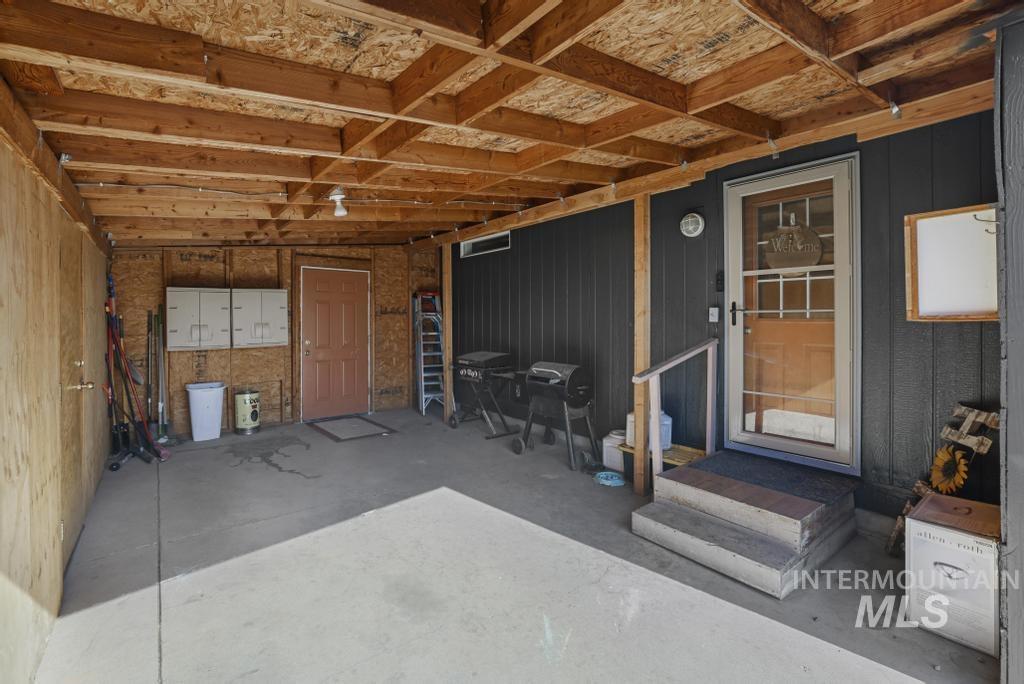 937 Katherine Street Property Photo 29