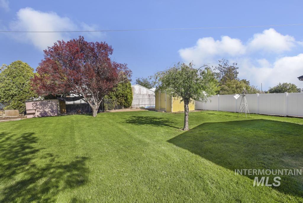 937 Katherine Street Property Photo 31