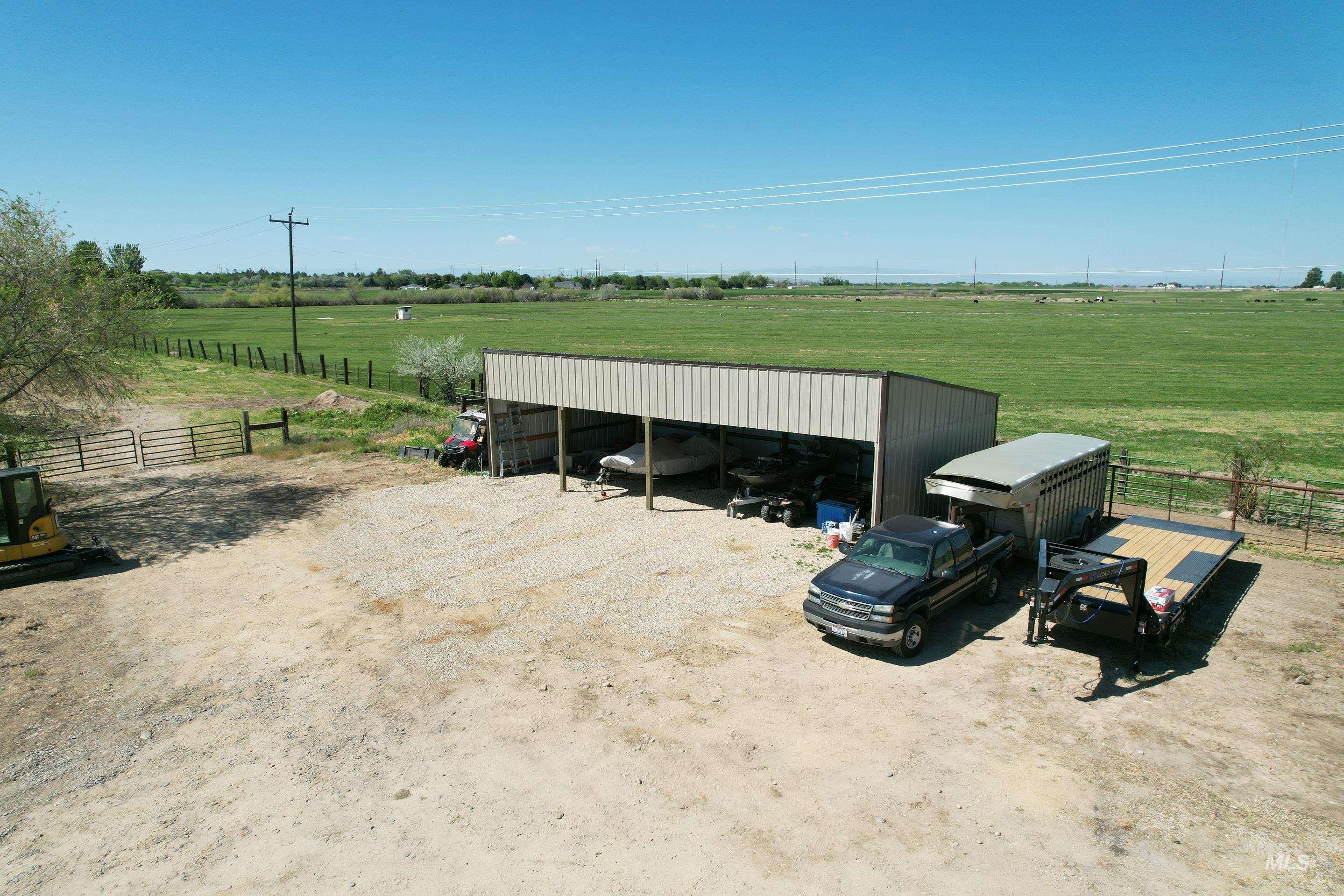 11855 W Hubbard Road Property Photo 9
