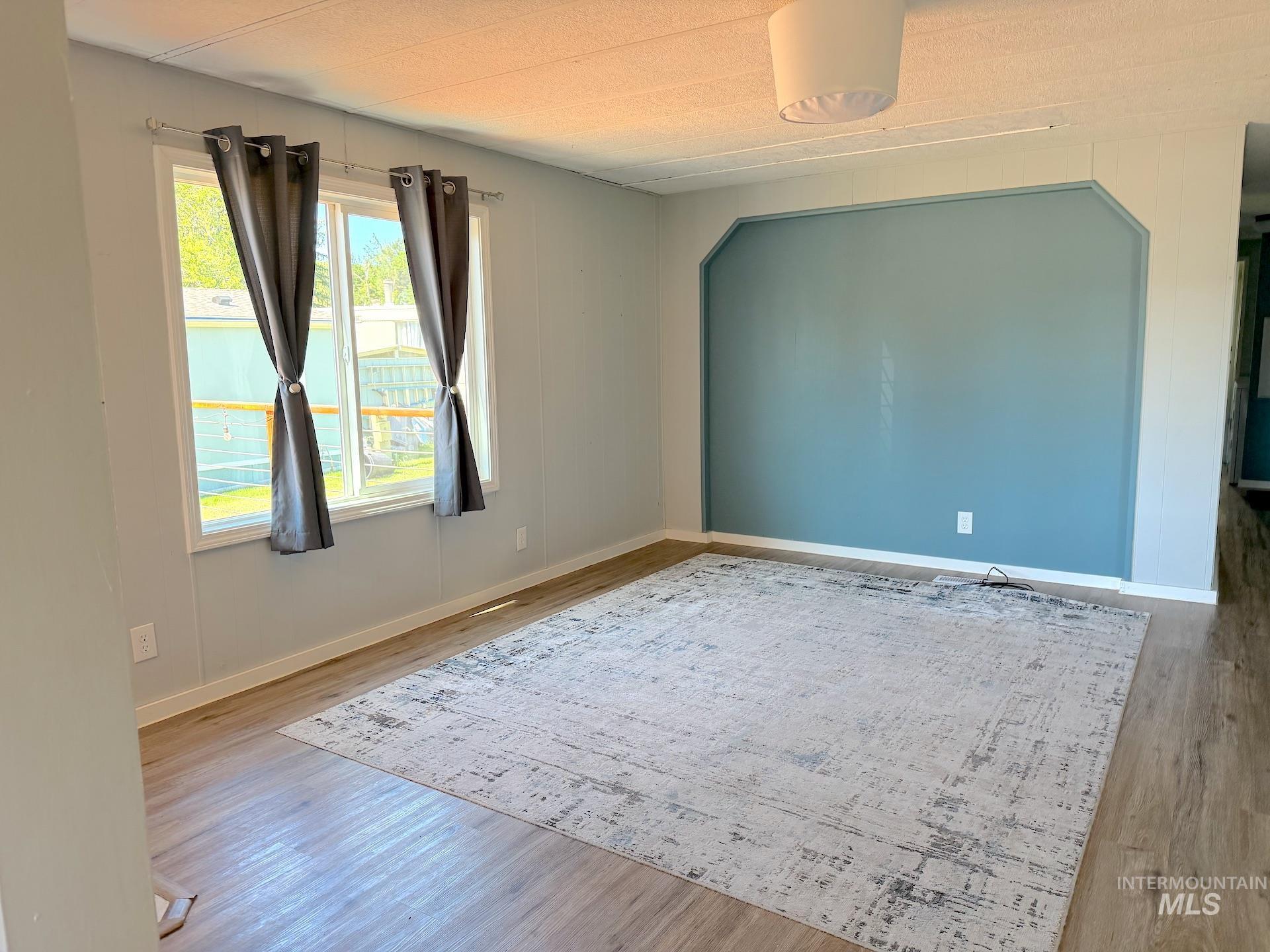 411 N Almon St. Property Photo 4
