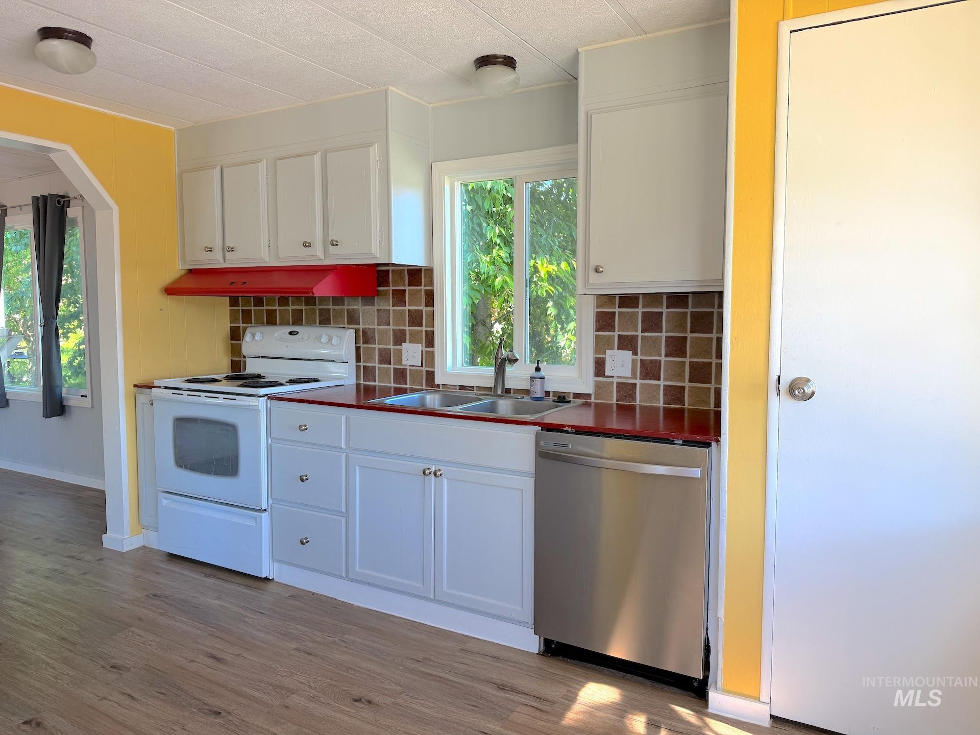 411 N Almon St. Property Photo 7