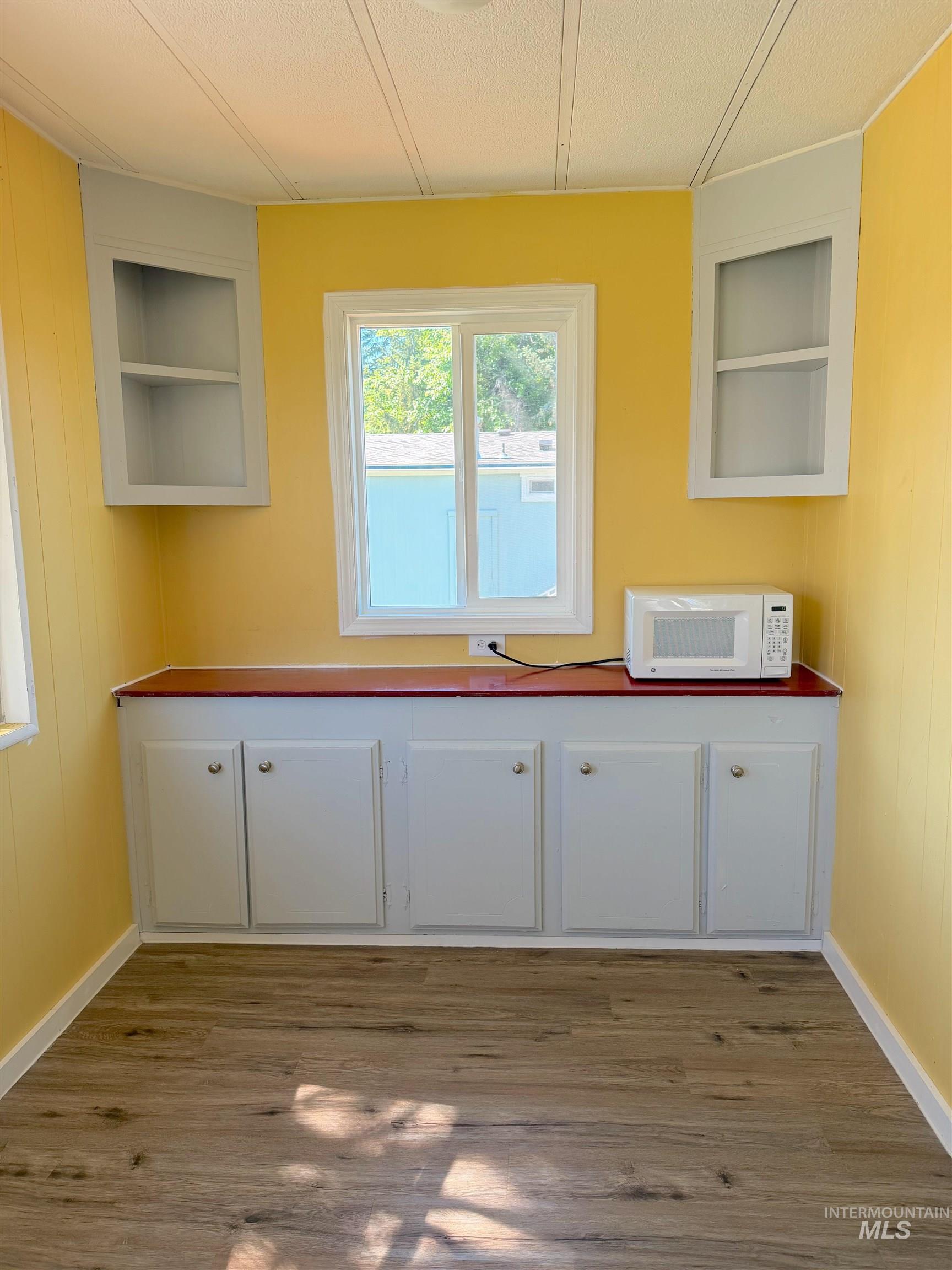 411 N Almon St. Property Photo 8