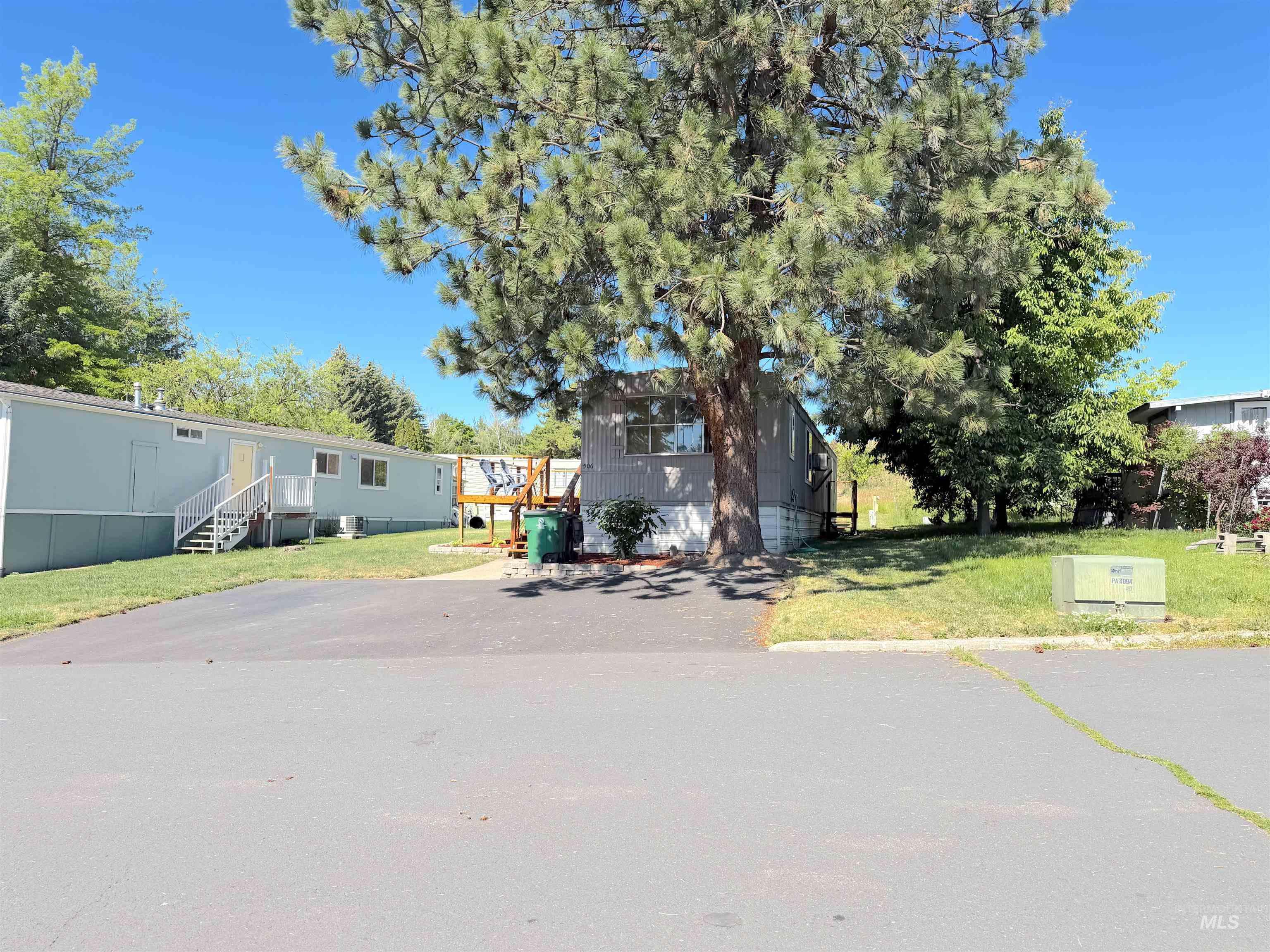 411 N Almon St. Property Photo 21