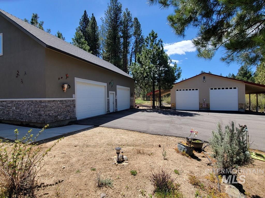 191 Clear Creek Road Property Photo 3
