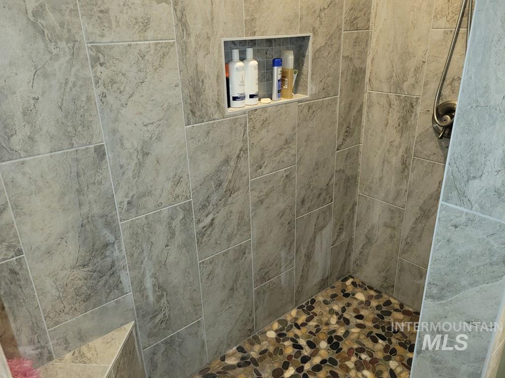 191 Clear Creek Road Property Photo 26