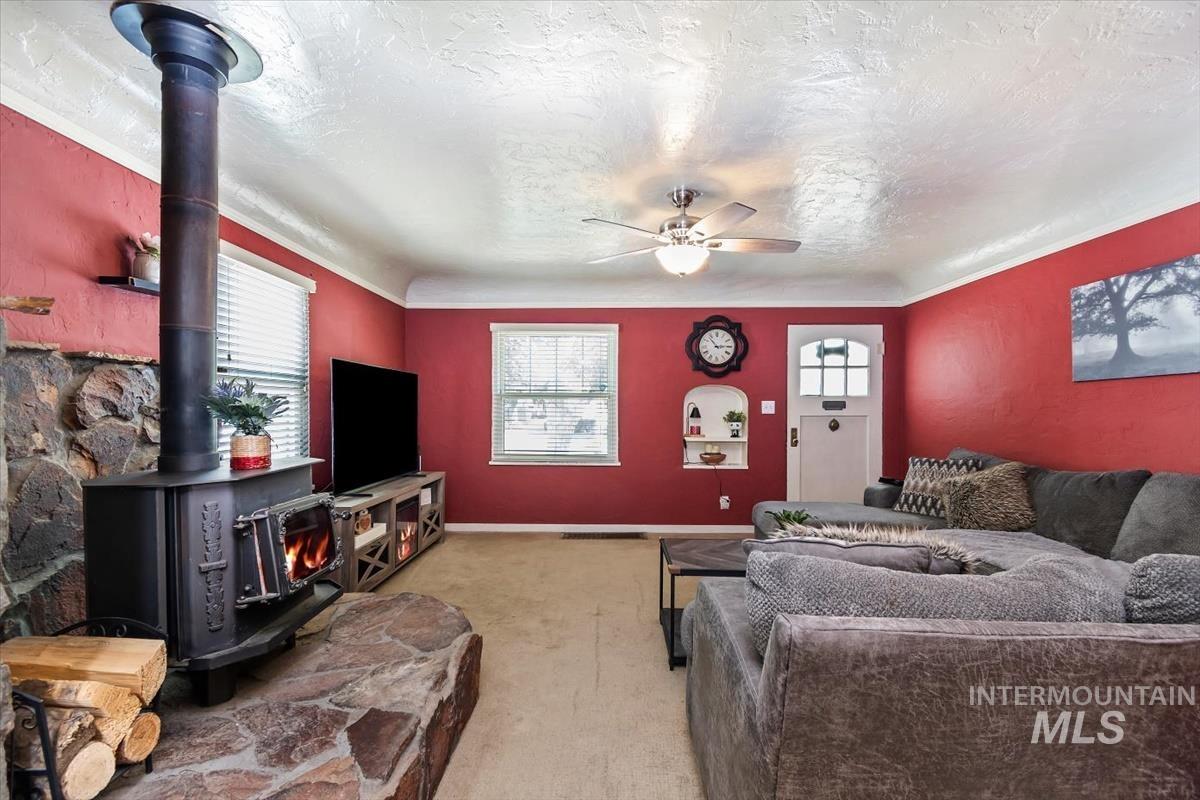 1402 Idaho Ave Property Photo 2