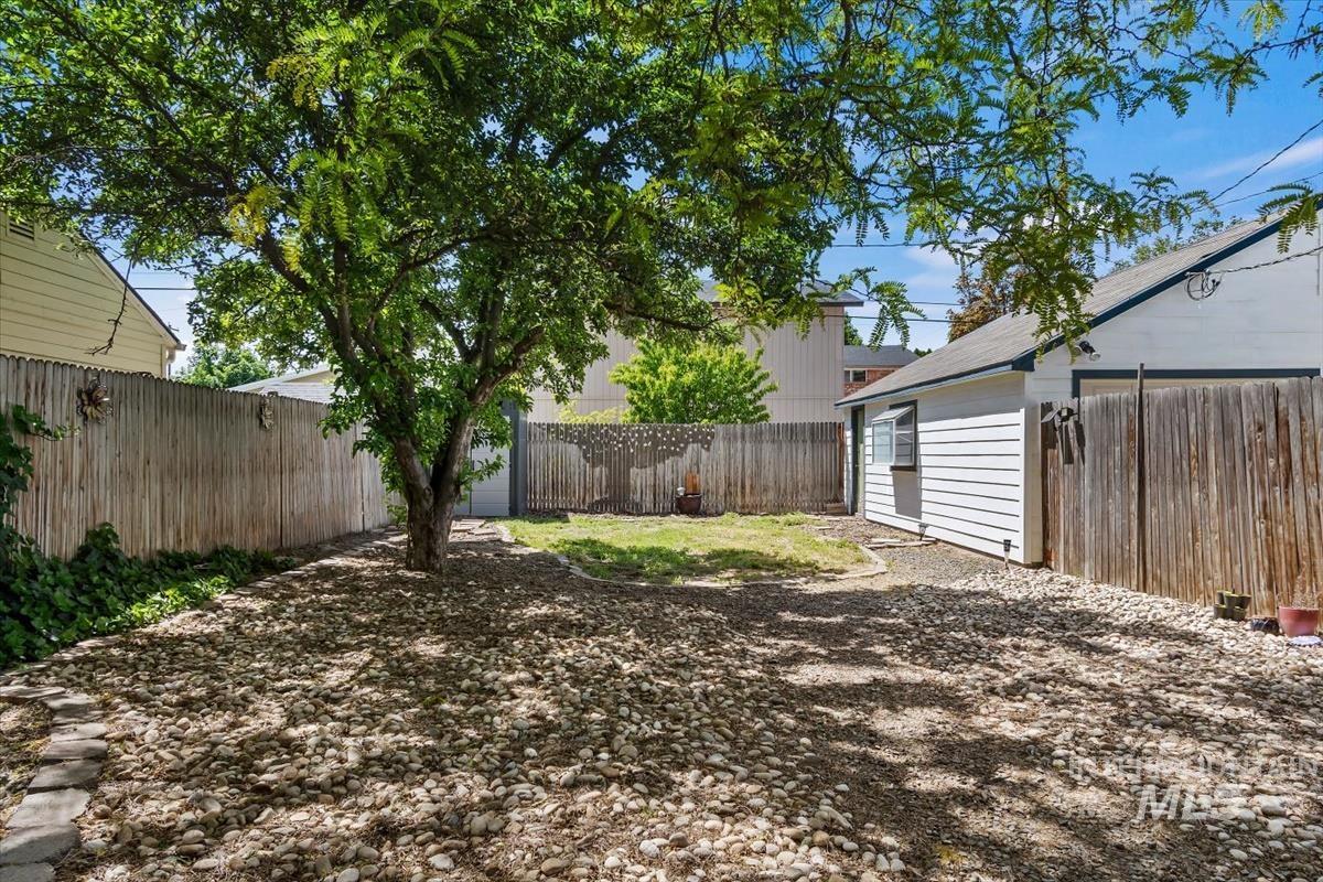 1402 Idaho Ave Property Photo 30