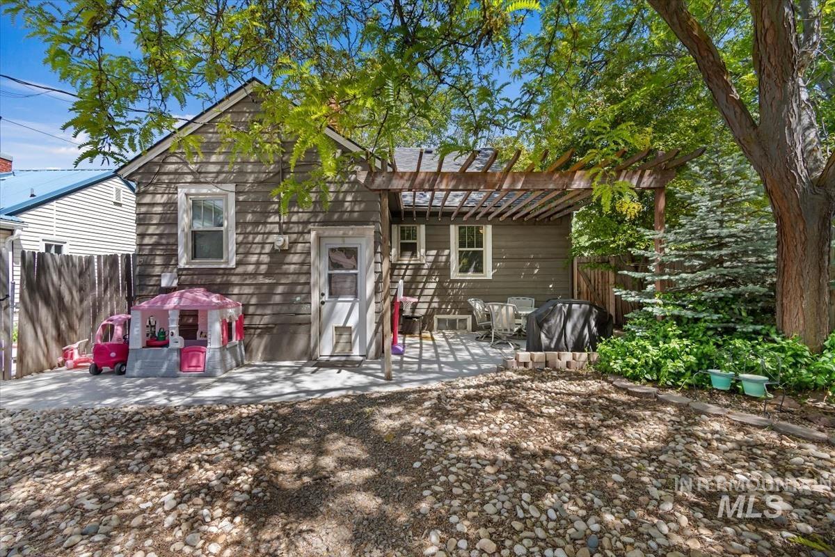 1402 Idaho Ave Property Photo 32
