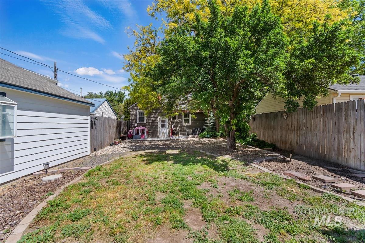 1402 Idaho Ave Property Photo 33