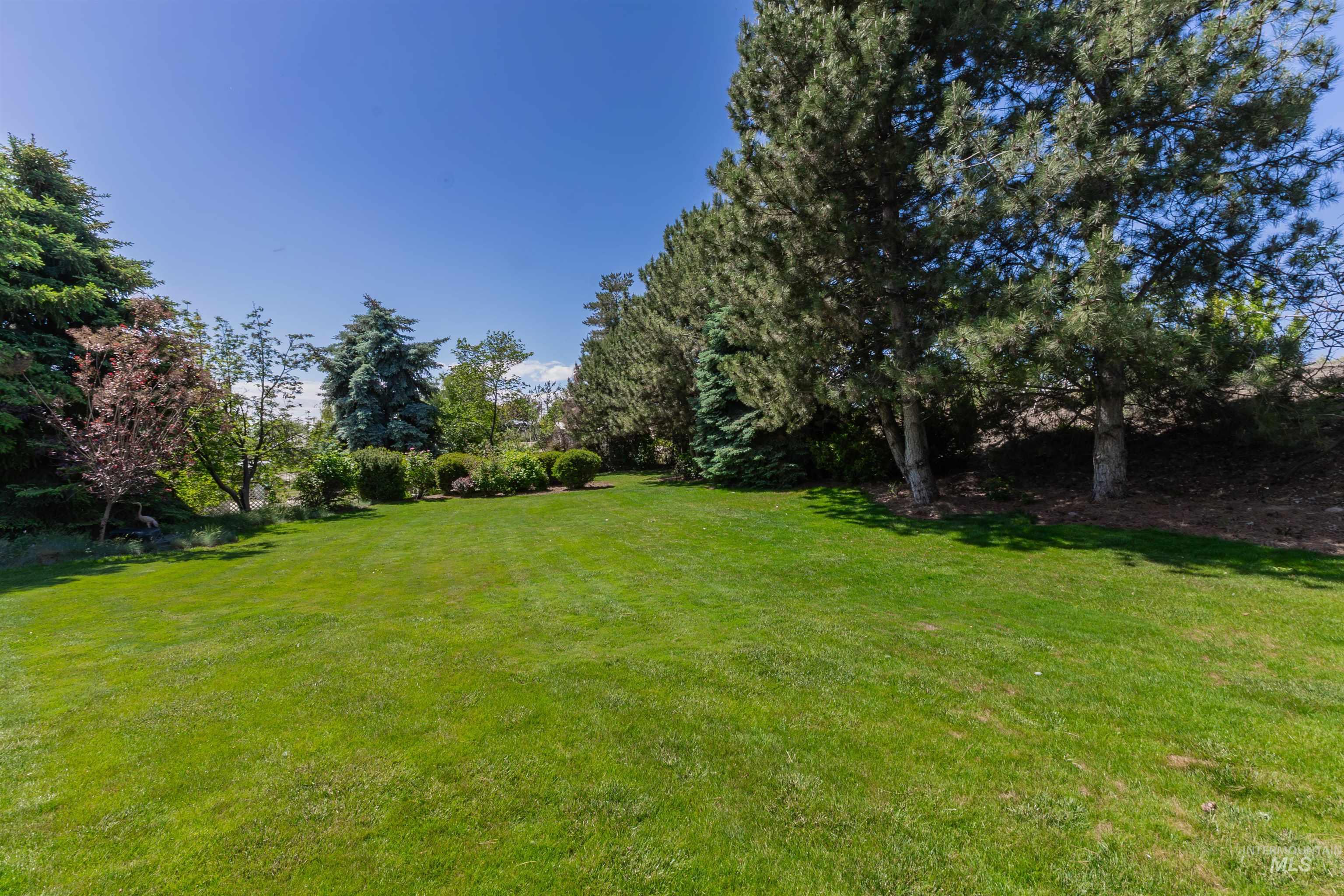 8864 Rim Rd Property Photo 16
